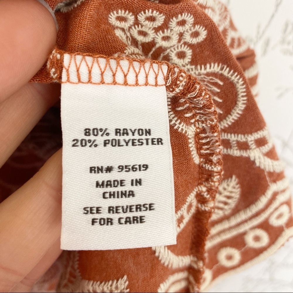 FEVER Short Sleeve BOHO Embroidered Top Rust NWT - Picture 6 of 7